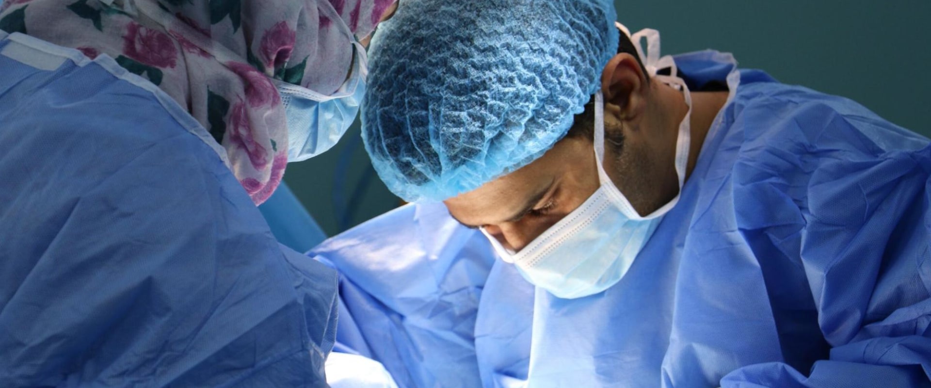 How Does An Orthopedic Surgeon In Cedar Park, TX, Use Medical Professional Networking To Provide Optimal Orthopedic Surgery For Patients?