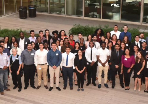 Networking with Medical Professionals Through Alumni Networks and Associations